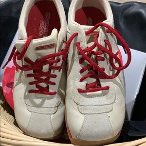 Skechers Retro tennis shoes